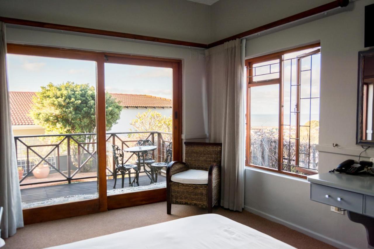 Edward Charles Manor Hotel Mossel Bay Exterior photo